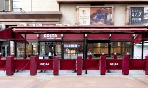 咖啡进入“2.9元”时代，不够“低价”的瑞幸还在赢？